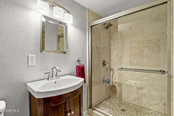 $389,000 | 5903 Mira Hermosa Drive, El Paso, TX 79912