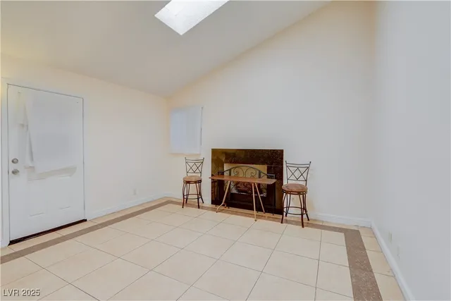 $2,350 | 3732 South Spitze Drive, Las Vegas, NV 89103