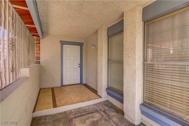 $2,350 | 3732 South Spitze Drive, Las Vegas, NV 89103