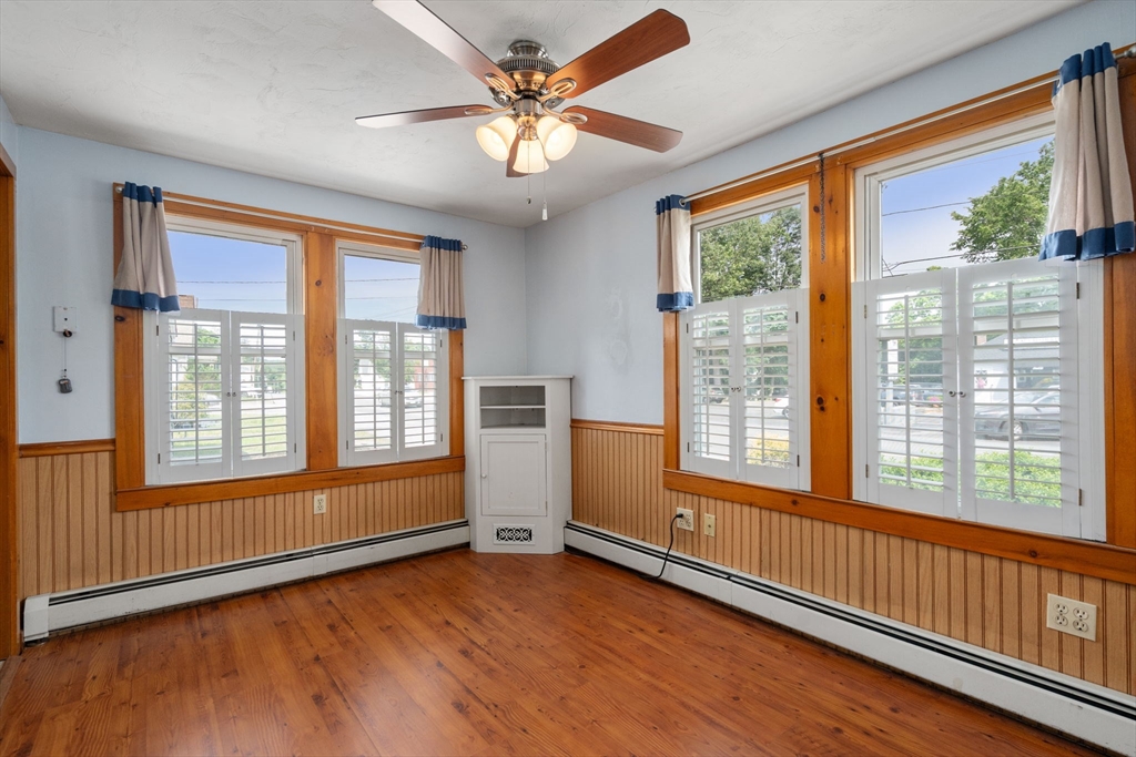 9 Providence Road Sutton, MA 01590 - Photo 9 of 37