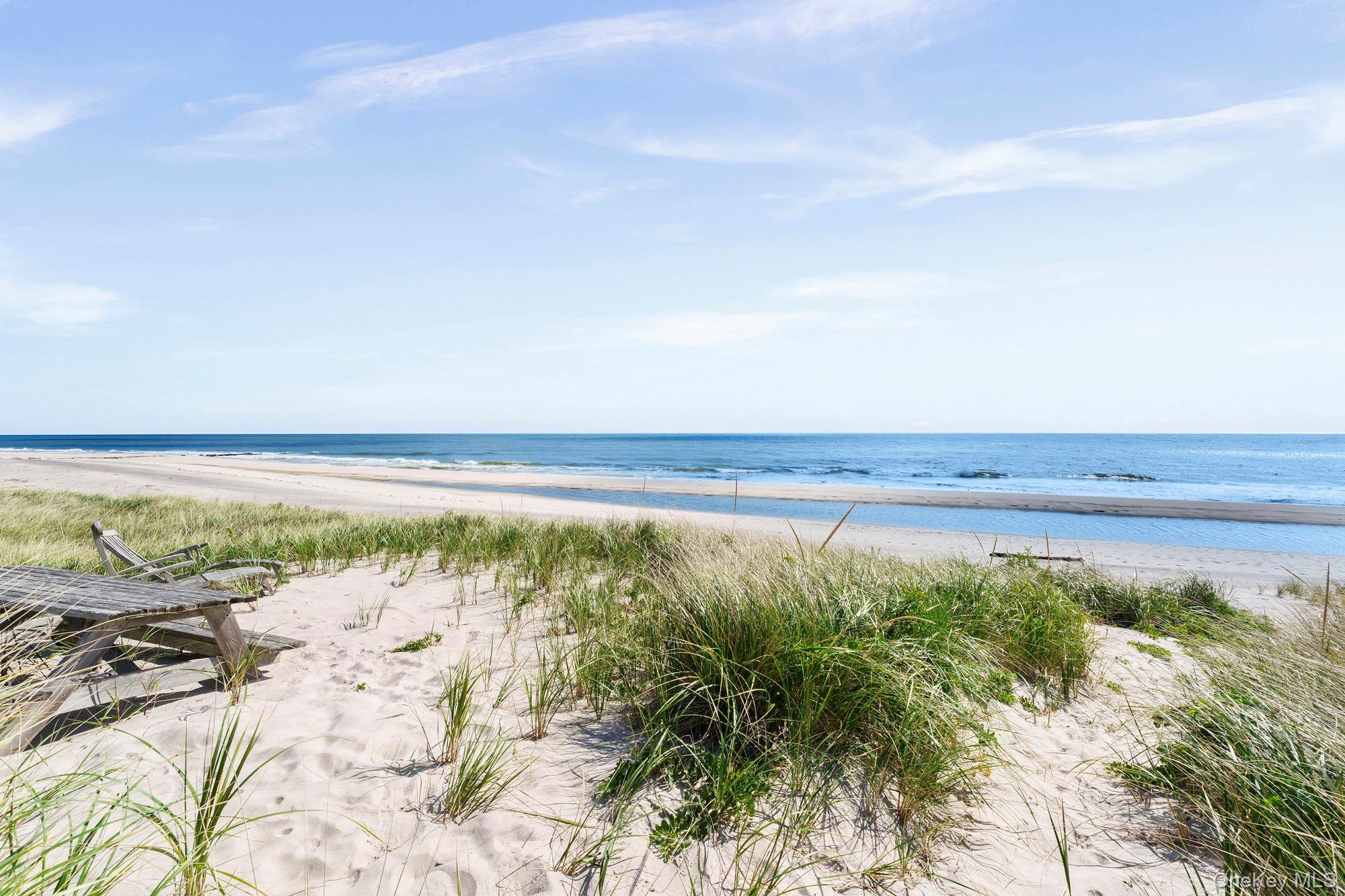 588 Dune Road Westhampton, NY 11978 - Photo 24 of 27 Gallery Image 24