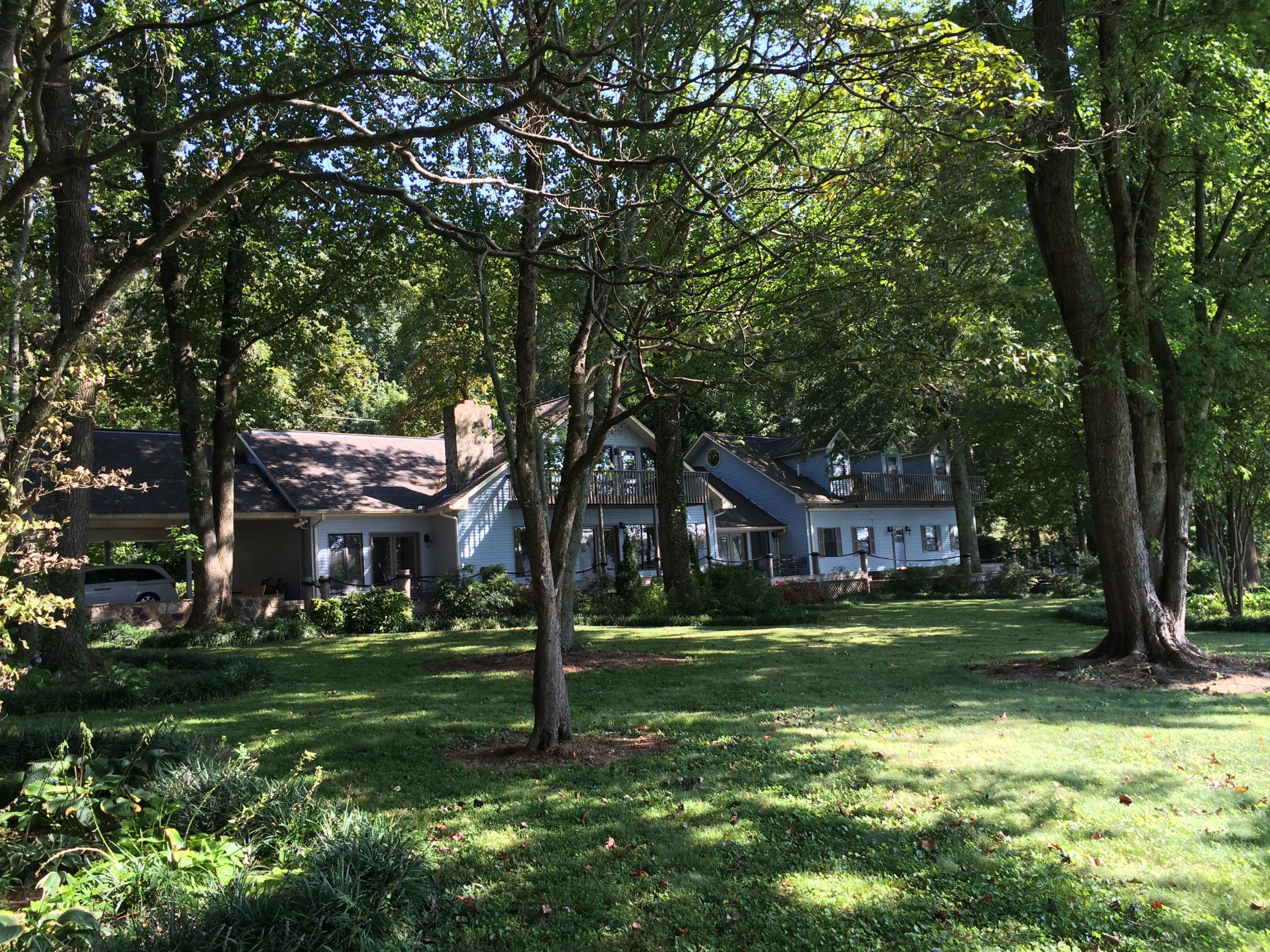 5506 Vincent Road Chattanooga, TN 37416 - Photo 1 of 15 IMG_3653