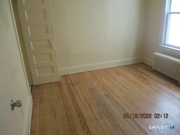 $1,250 | 1720 East Main Street, Waterbury, CT 06705