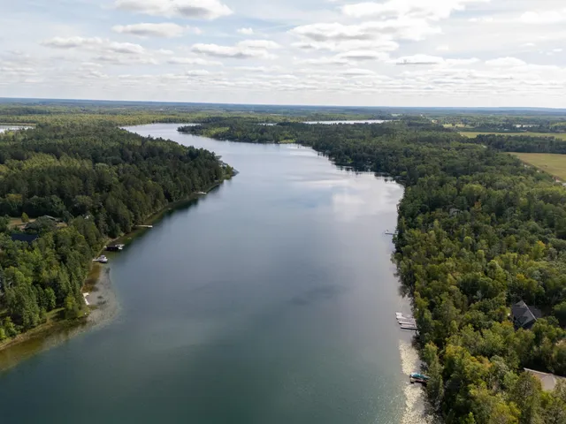 $1,050,000 | 35423 Co Highway 46, Park Rapids, MN 56470