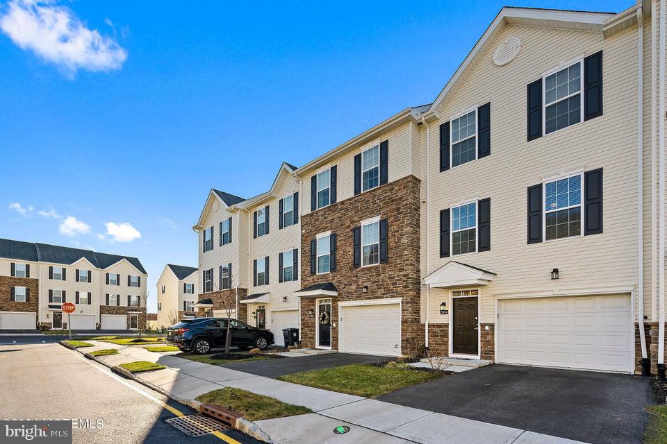 304 Discovery Road Brick, NJ 08723 - Photo 9 of 50