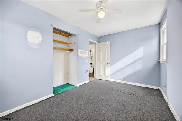 $300,000 | 32 West Meyran Avenue, Somers Point, NJ 08244