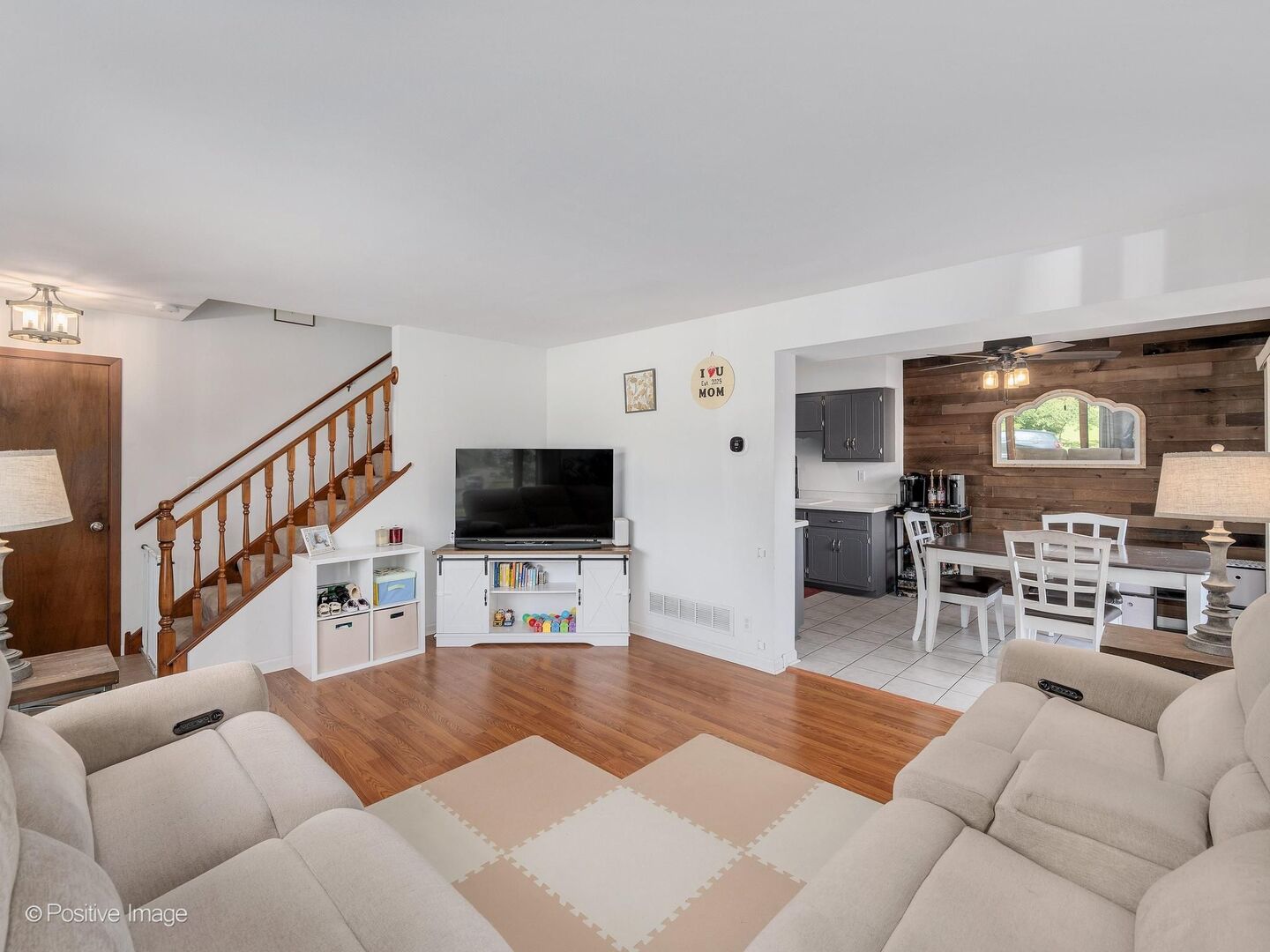 1042 Schoolgate Road New Lenox, IL 60451 - Photo 4 of 19