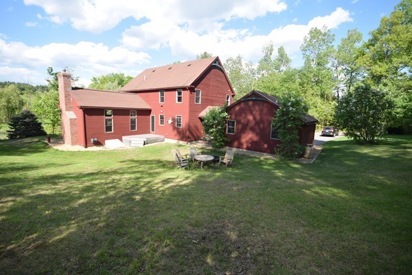 212 Upper North Row Road Sterling, MA 01564 - Photo 4 of 24 Gallery Image 4