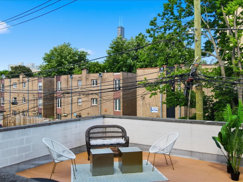 839 South Miller Street, Unit 1 Chicago, IL 60607 - Photo 32 of 40