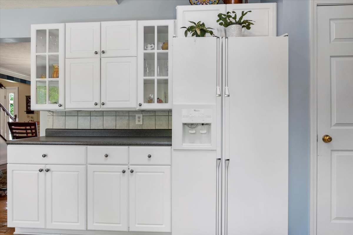 3215 Eagle Crest Road Bloomington, IL 61704 - Photo 13 of 35