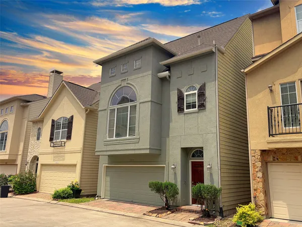 $2,585 | 2612 Edgefield Lakes Drive, Houston, TX 77054