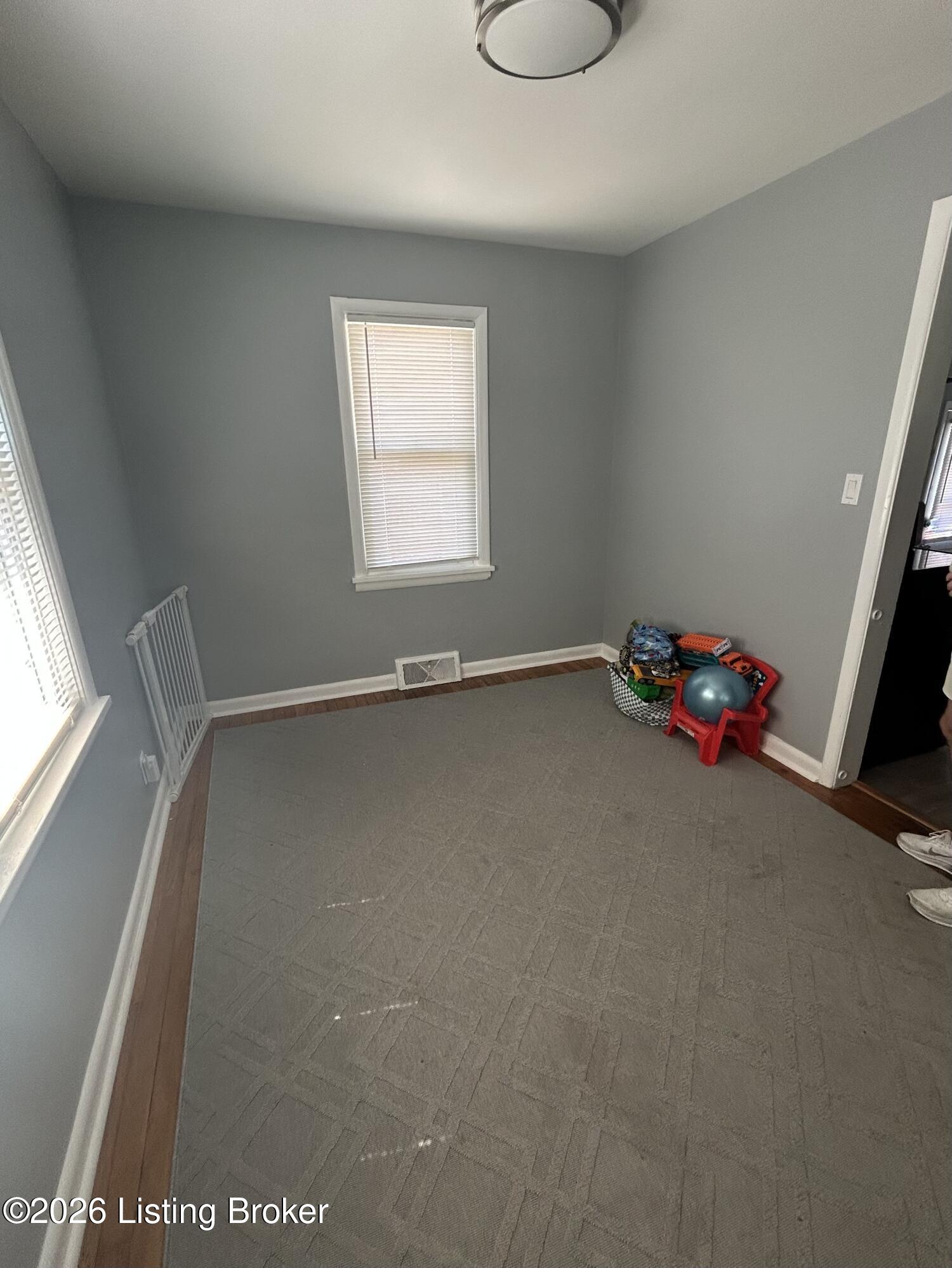 10508 Torrington Road Louisville, KY 40272 - Photo 8 of 20 Dining Area