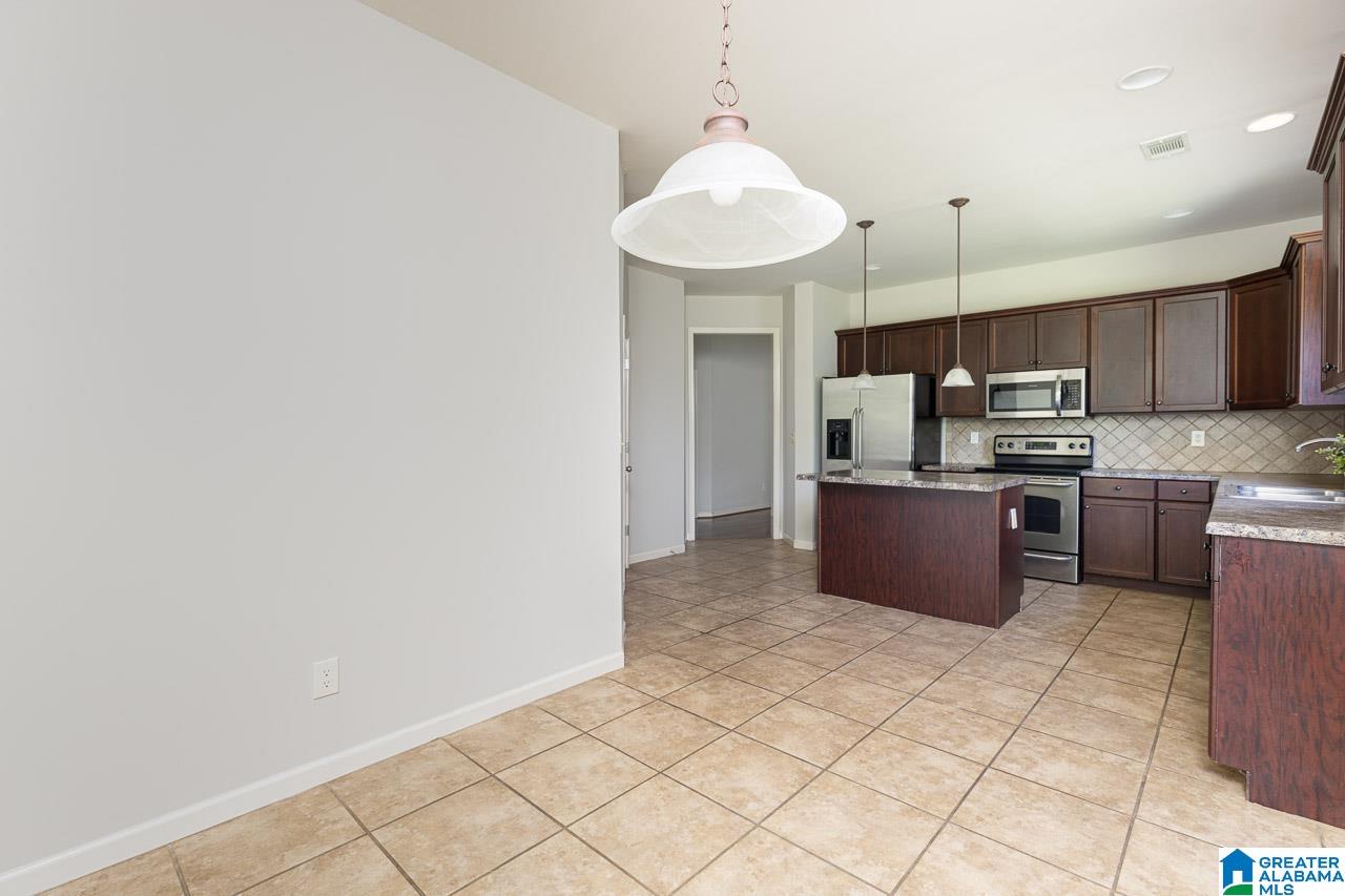 4261 Sierra Way Gardendale, AL 35071 - Photo 13 of 36
