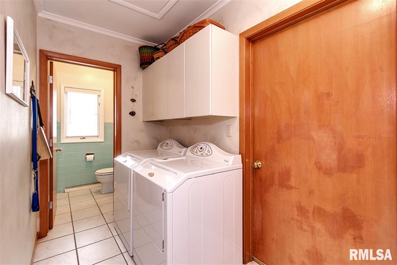 4219 Rodeo Road Davenport, IA 52806 - Photo 17 of 24 Gallery Image 17