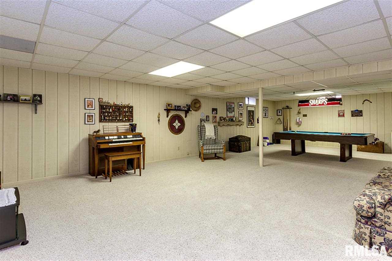4219 Rodeo Road Davenport, IA 52806 - Photo 18 of 24 Gallery Image 18
