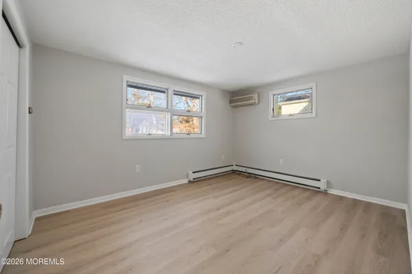 $3,295 | 261 Oak Avenue, West Creek, NJ 08092