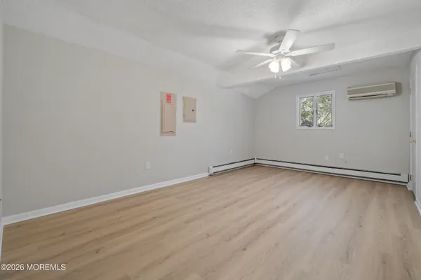 $3,295 | 261 Oak Avenue, West Creek, NJ 08092