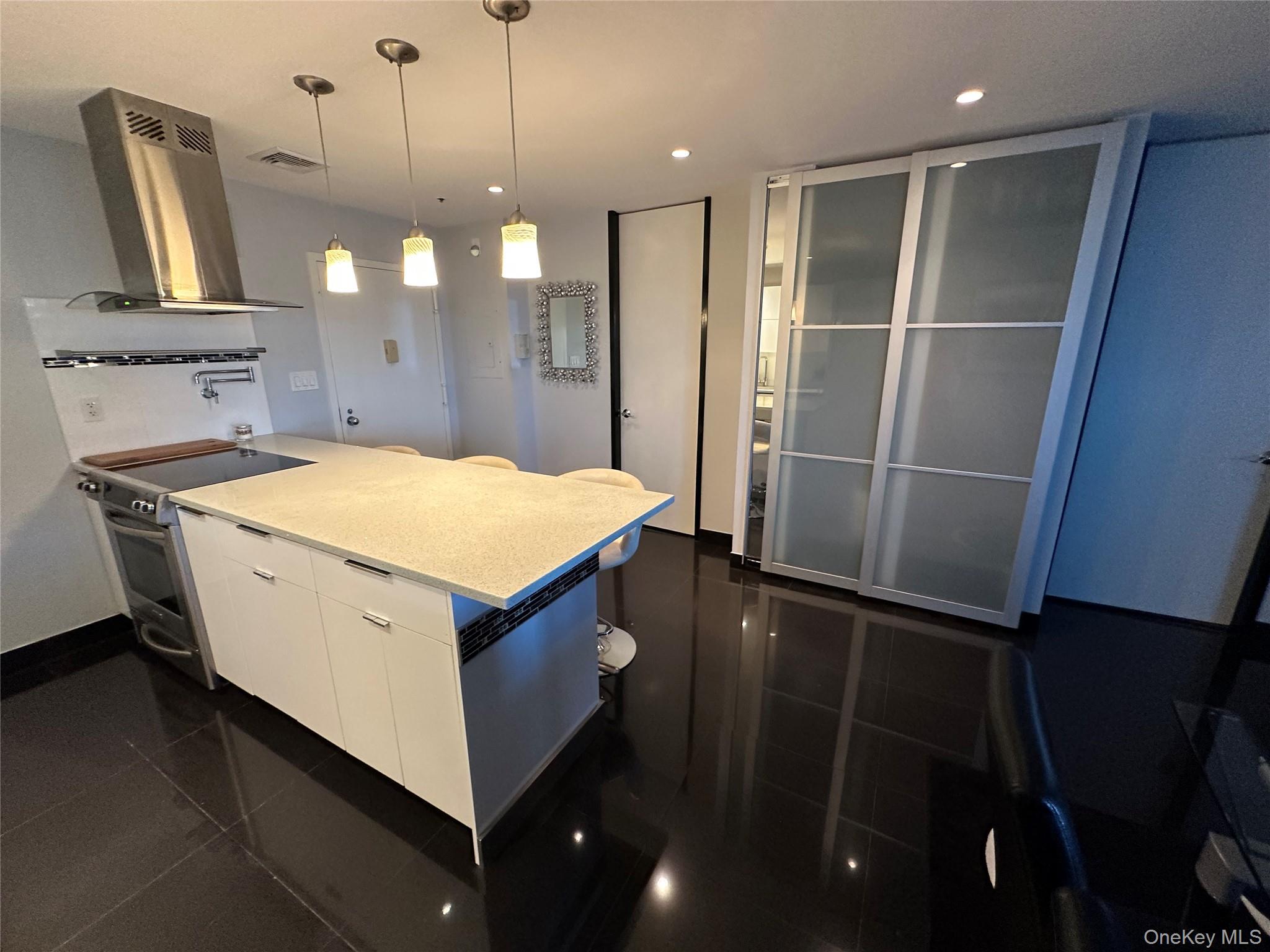 360 Shore Road, Unit 2G Long Beach, NY 11561 - Photo 2 of 22