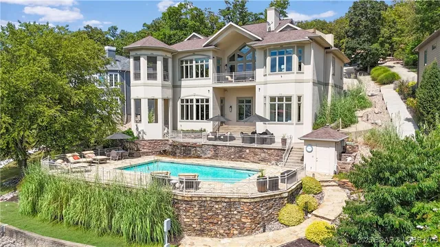 $3,750,000 | 775 Grand View Drive, Sunrise Beach, MO 65079