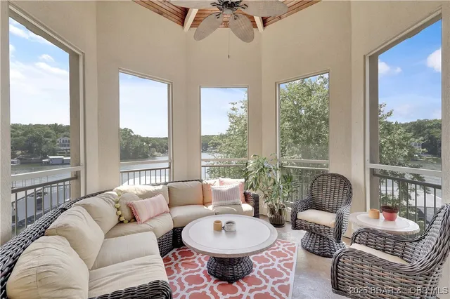 $3,750,000 | 775 Grand View Drive, Sunrise Beach, MO 65079