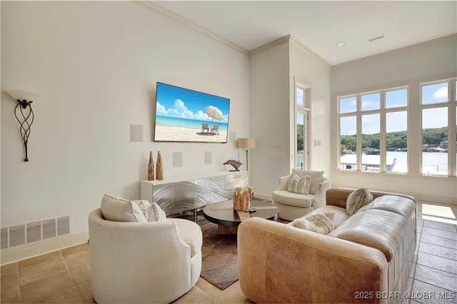 $3,750,000 | 775 Grand View Drive, Sunrise Beach, MO 65079