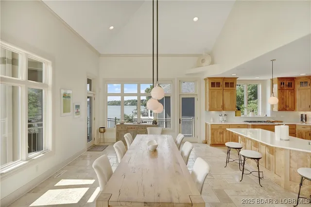 $3,750,000 | 775 Grand View Drive, Sunrise Beach, MO 65079