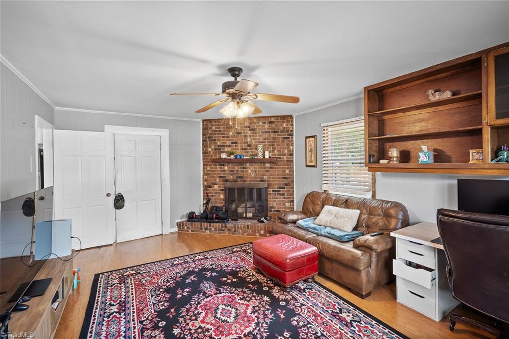 1001 Oakview Road High Point, NC 27265 - Photo 22 of 35