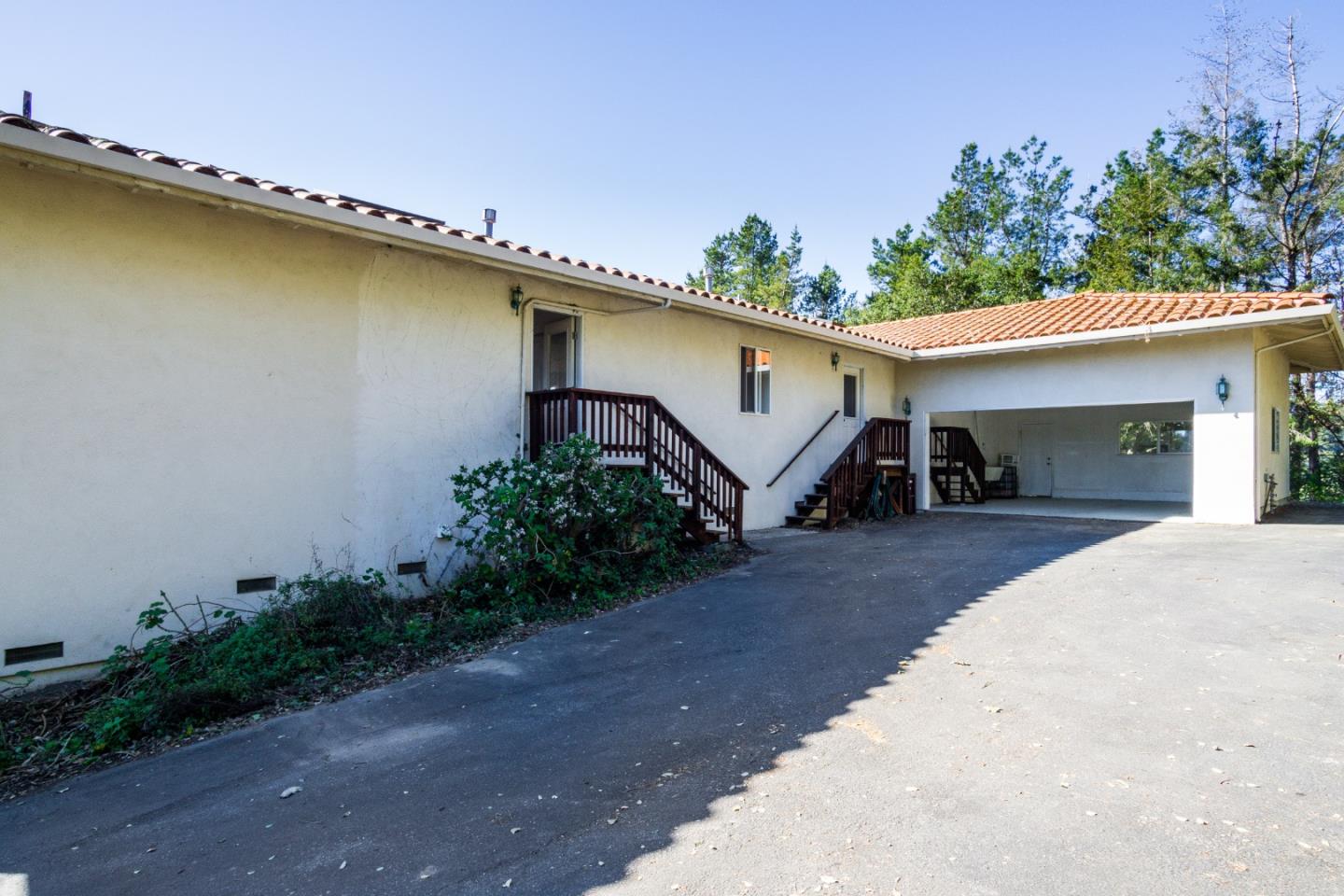2494 North Rodeo Gulch Road Soquel, CA 95073 - Photo 32 of 34 a front view of a house with garden