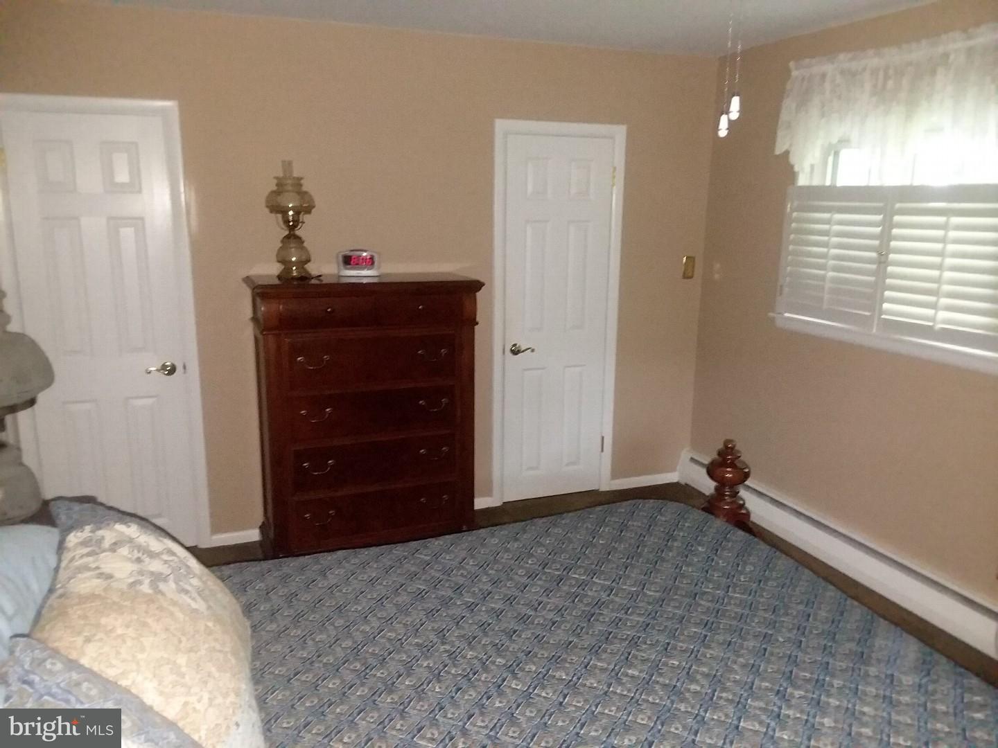 206 James Road Broomall, PA 19008 - Photo 14 of 25 Gallery Image 14