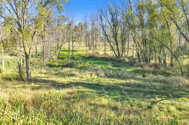 $299,900 | Phillips Rd Green, Green Bay, WI 54311