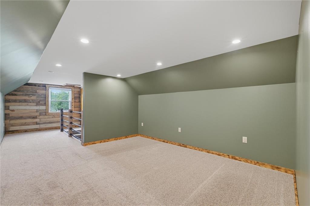 2659 River Road Vandergrift, PA 15690 - Photo 20 of 49