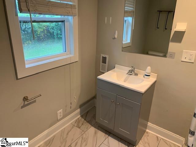 104 Maplebrook Street Laurens, SC 29360 - Photo 12 of 13
