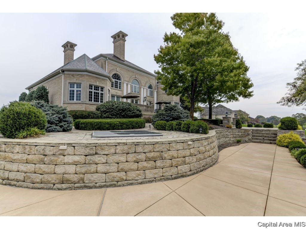 1620 West Autumn Ridge Road Sherman, IL 62707 - Photo 30 of 36 Gallery Image 30