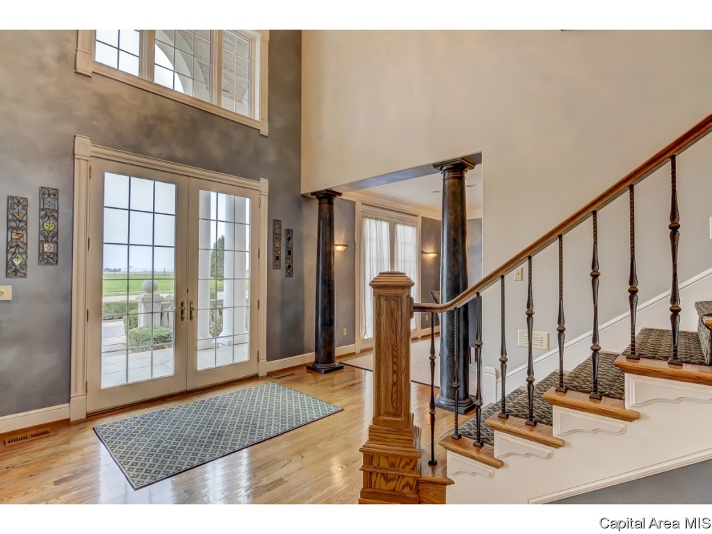 1620 West Autumn Ridge Road Sherman, IL 62707 - Photo 5 of 36 Gallery Image 5