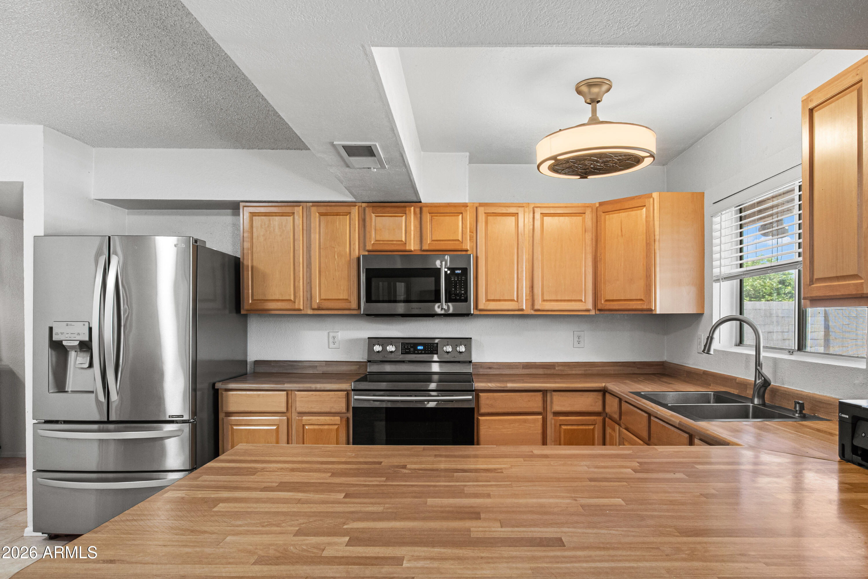 4032 West St John Road Glendale, AZ 85308 - Photo 16 of 42 4032 W St John Rd-10