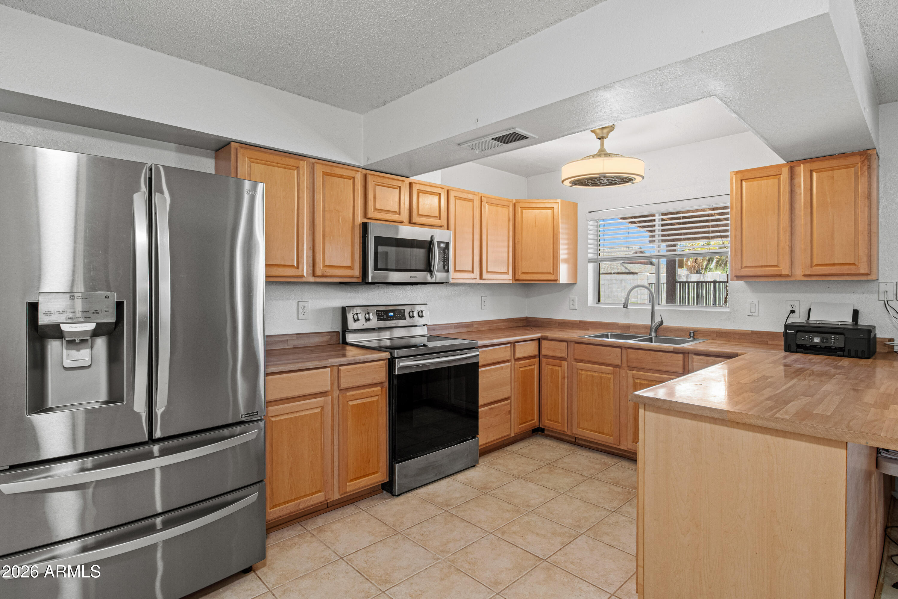4032 West St John Road Glendale, AZ 85308 - Photo 10 of 42 4032 W St John Rd-9