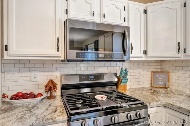 $339,900 | 3211 Rolling Creek Drive, New Albany, IN 47150