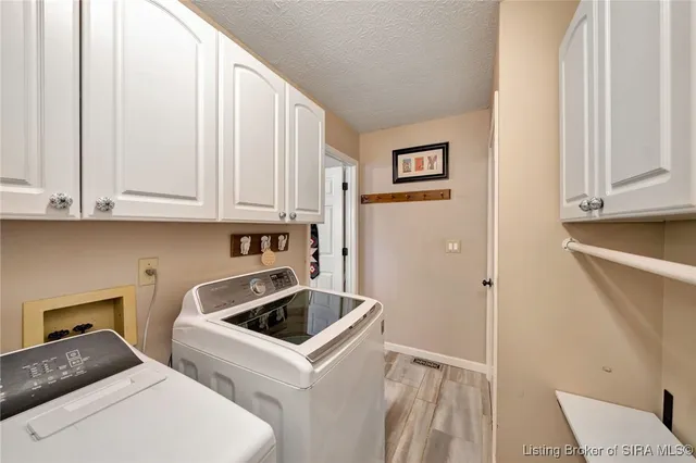 $339,900 | 3211 Rolling Creek Drive, New Albany, IN 47150