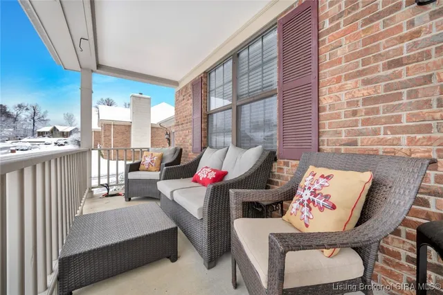 $339,900 | 3211 Rolling Creek Drive, New Albany, IN 47150