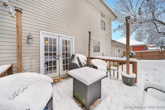 $339,900 | 3211 Rolling Creek Drive, New Albany, IN 47150