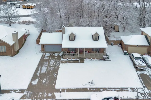 $339,900 | 3211 Rolling Creek Drive, New Albany, IN 47150
