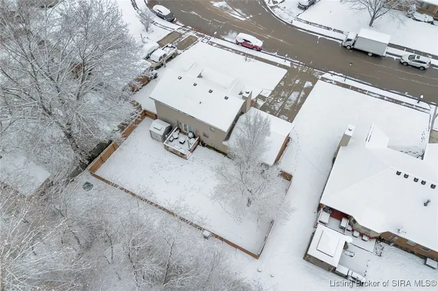 $339,900 | 3211 Rolling Creek Drive, New Albany, IN 47150