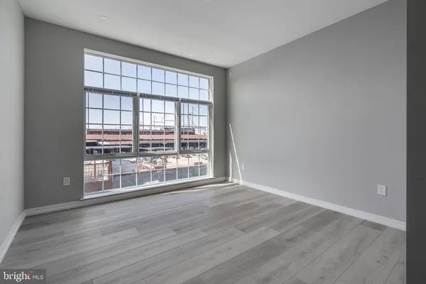 $2,500 | 2401 Washington Avenue, Unit 3C, Philadelphia, PA 19146