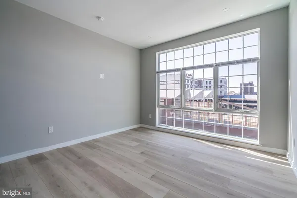 $2,500 | 2401 Washington Avenue, Unit 3C, Philadelphia, PA 19146