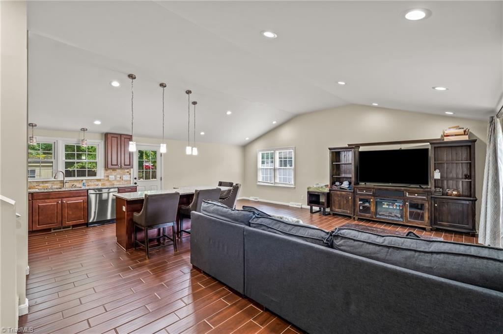 2302 Gordon Road High Point, NC 27265 - Photo 2 of 41 Gallery Image 2