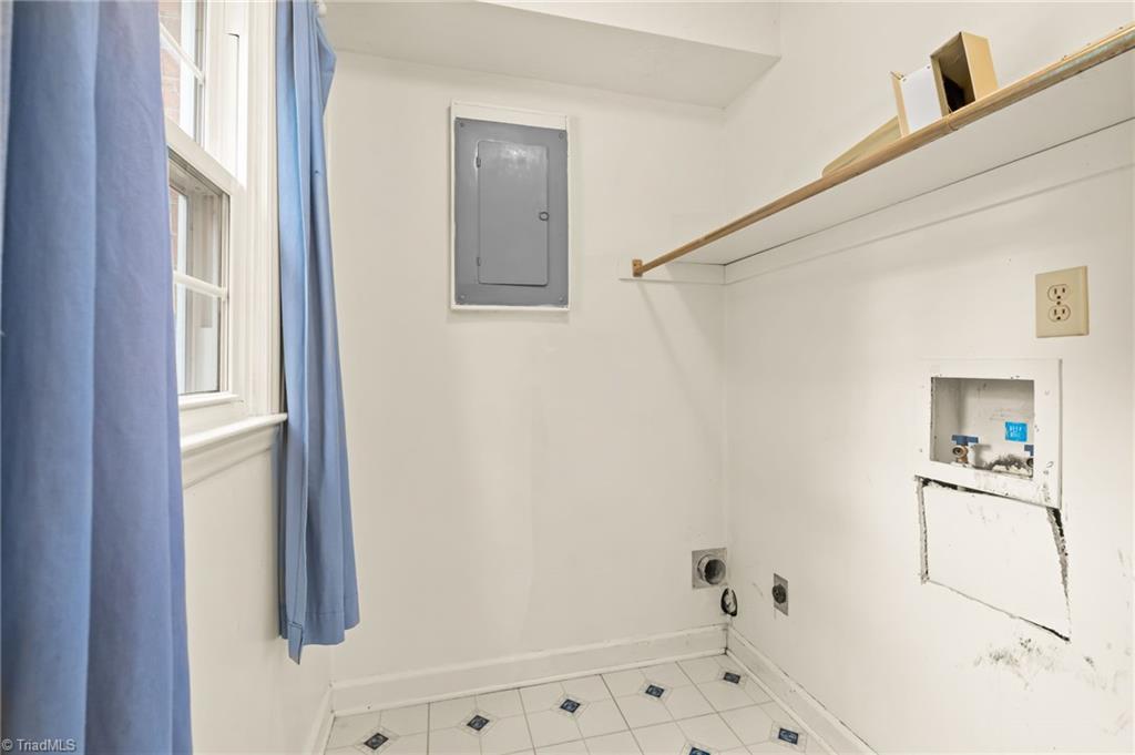 2302 Gordon Road High Point, NC 27265 - Photo 27 of 41 Gallery Image 27