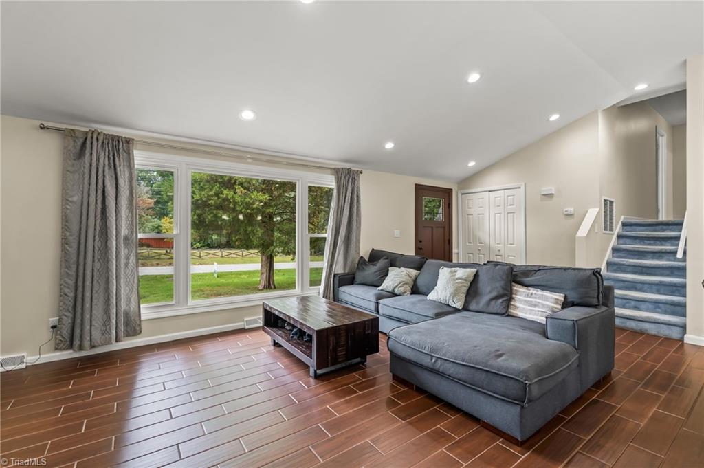 2302 Gordon Road High Point, NC 27265 - Photo 4 of 41 Gallery Image 4