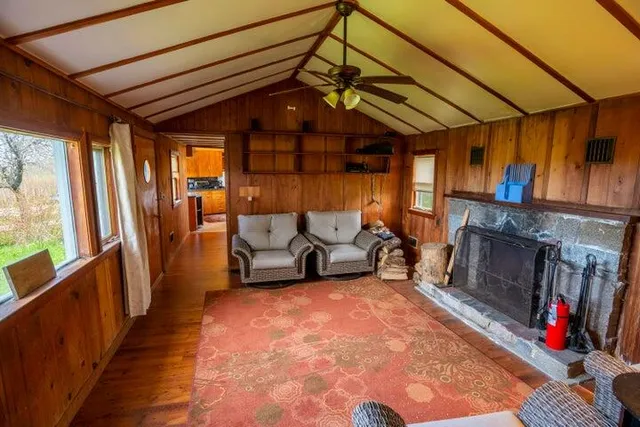 $129,999 | 715 Great Pond Road, Aurora, ME 04408