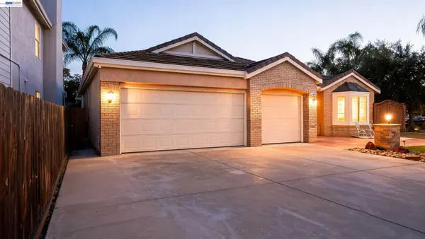 $749,999 | 432 Payton Court, Tracy, CA 95377