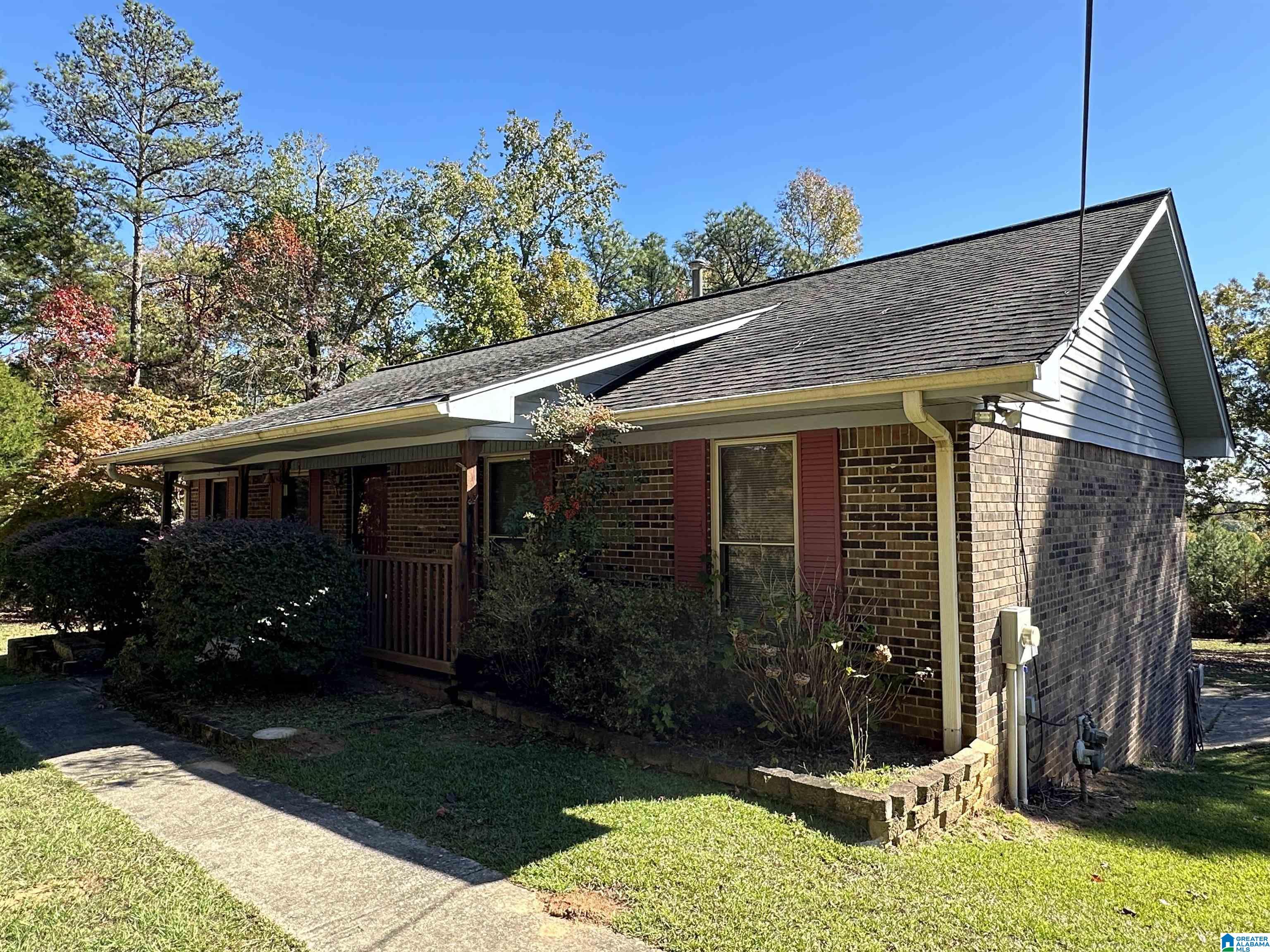 201 Rimcrest Drive Bessemer, AL 35022 - Photo 1 of 40